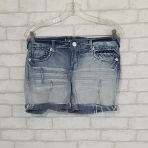 Ariya jean distressed shorts size 7/8